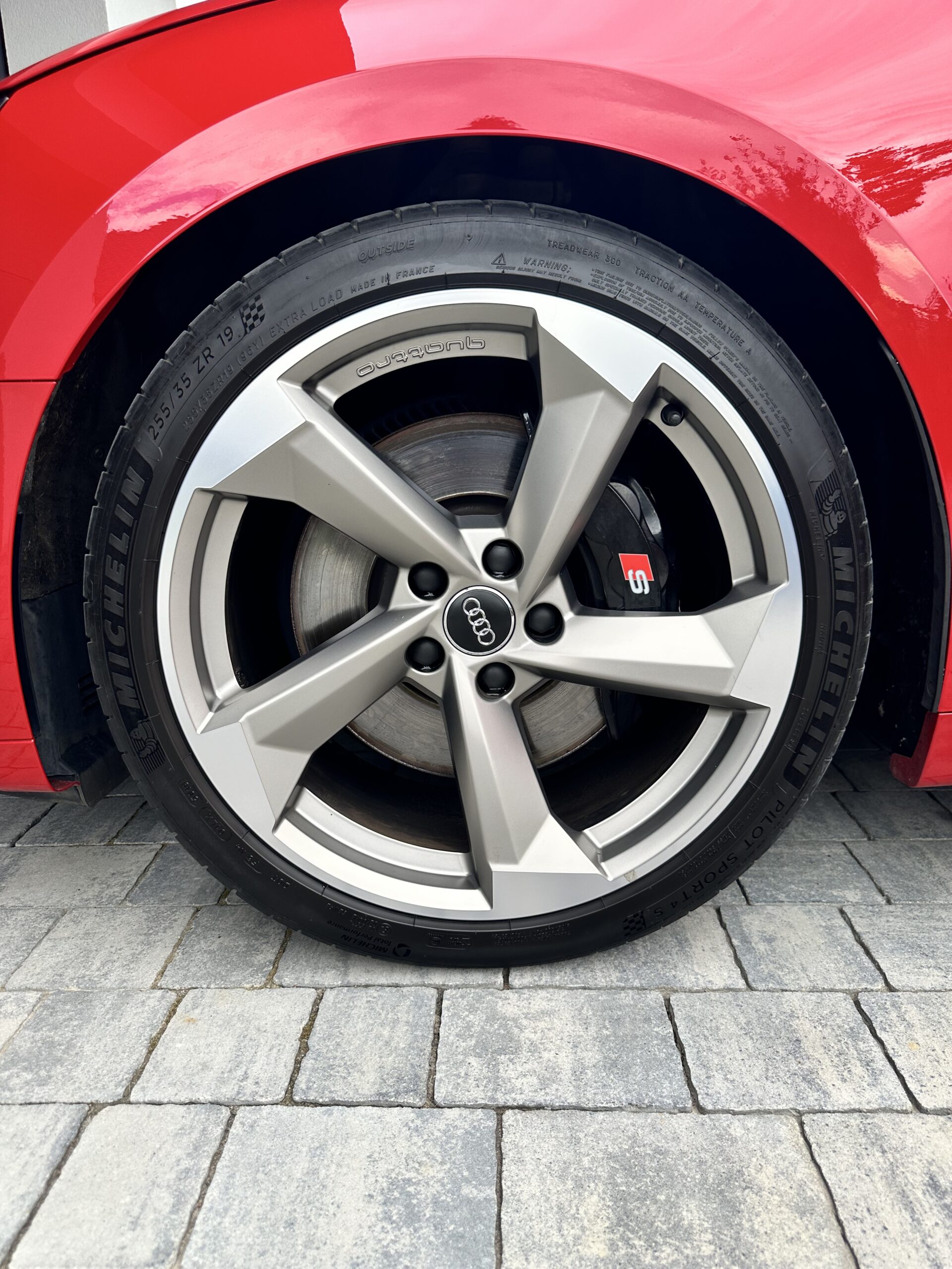 Prawidłowe mycie i konserwacja felg samochodowych