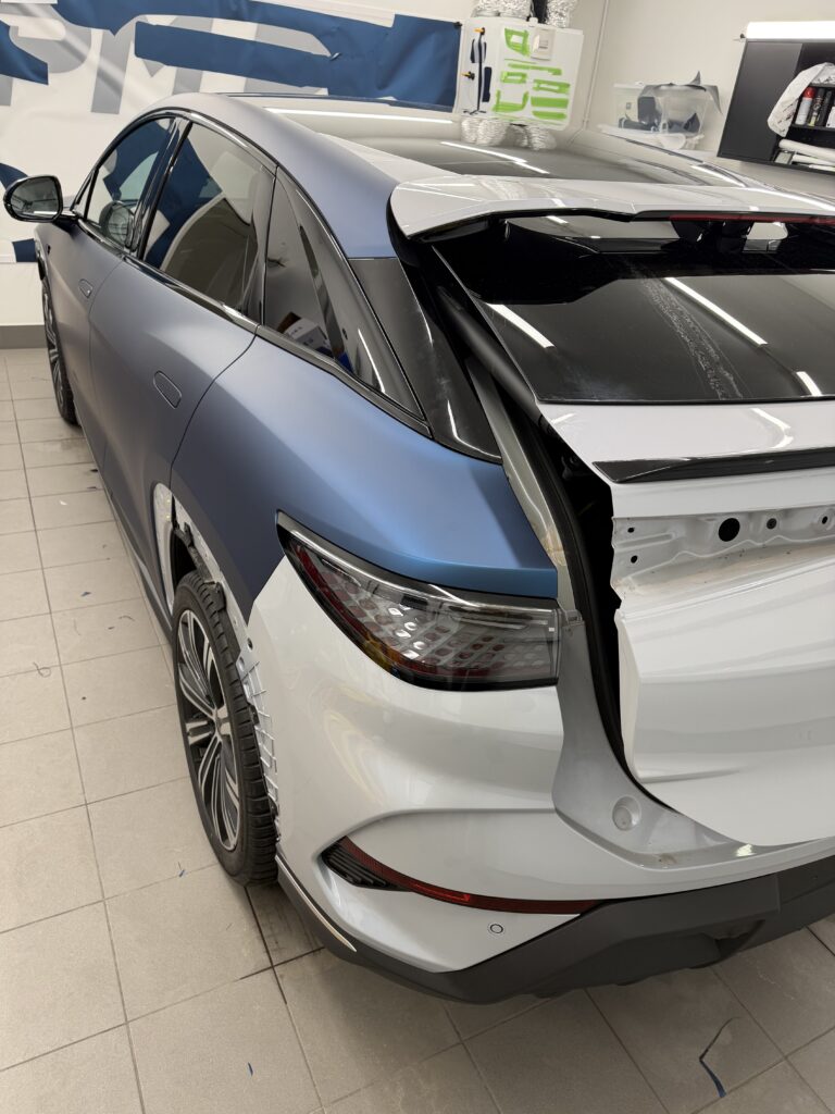 Zmiana koloru BYD Sealion 7