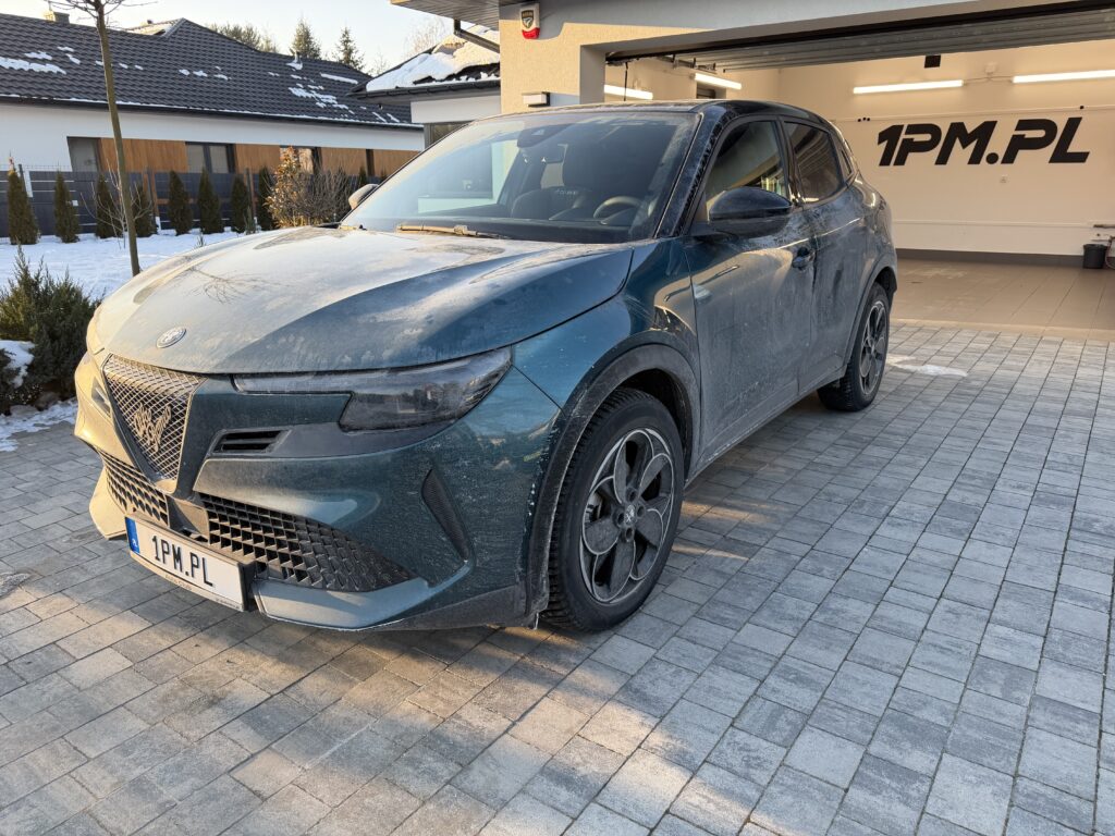 Alfa Romeo Junior Zabrudzenia Zima Sól